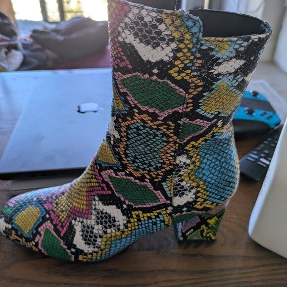 Colorful block healed booties - Picture 7 of 10